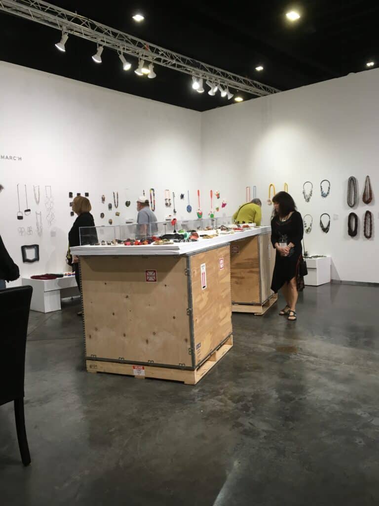 Contemporary Jewelry Art Fair Bijoux contemporains 