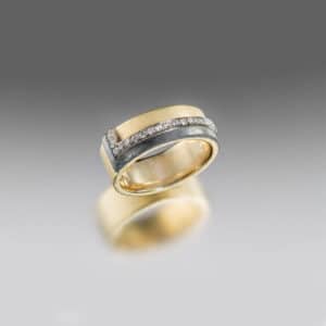 Janis Kerman ring in gold silver diamonds