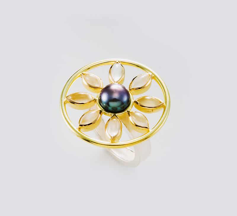 Original jewelry design by Montreal Janis Kerman