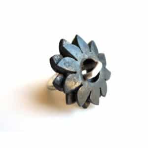 Steel forged jewelry by Marianne Anselin
